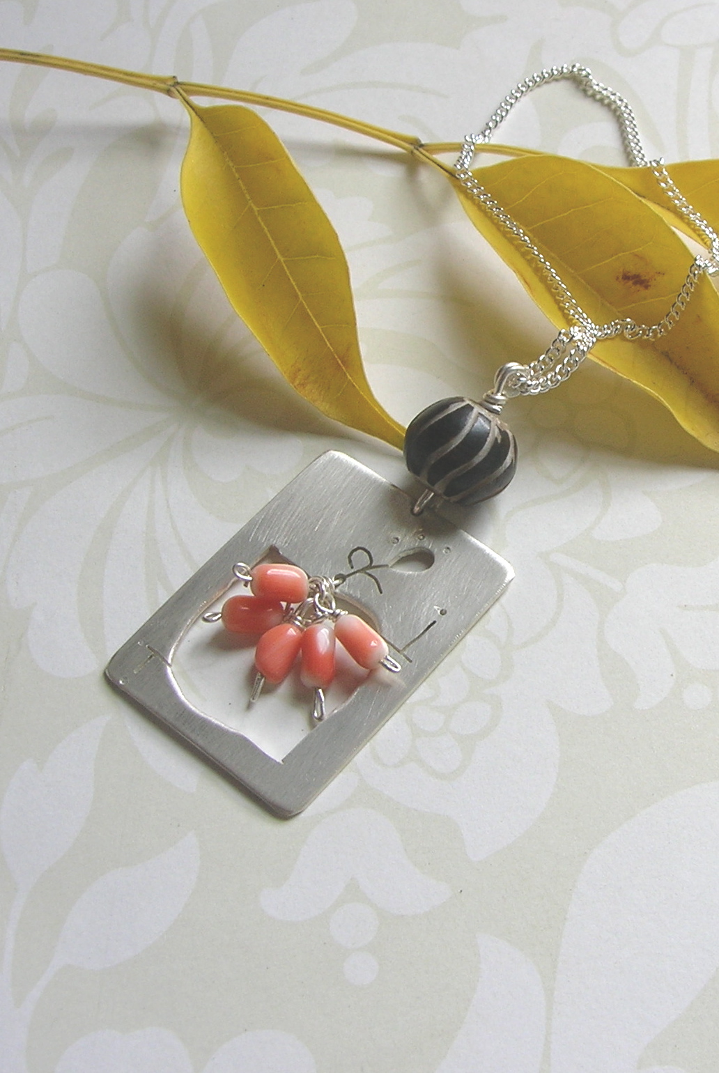 [Natural+Coral+sterling+silver+pendant1.jpg]