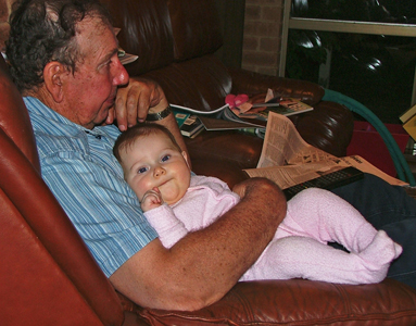 [relaxing+with+grandy.jpg]