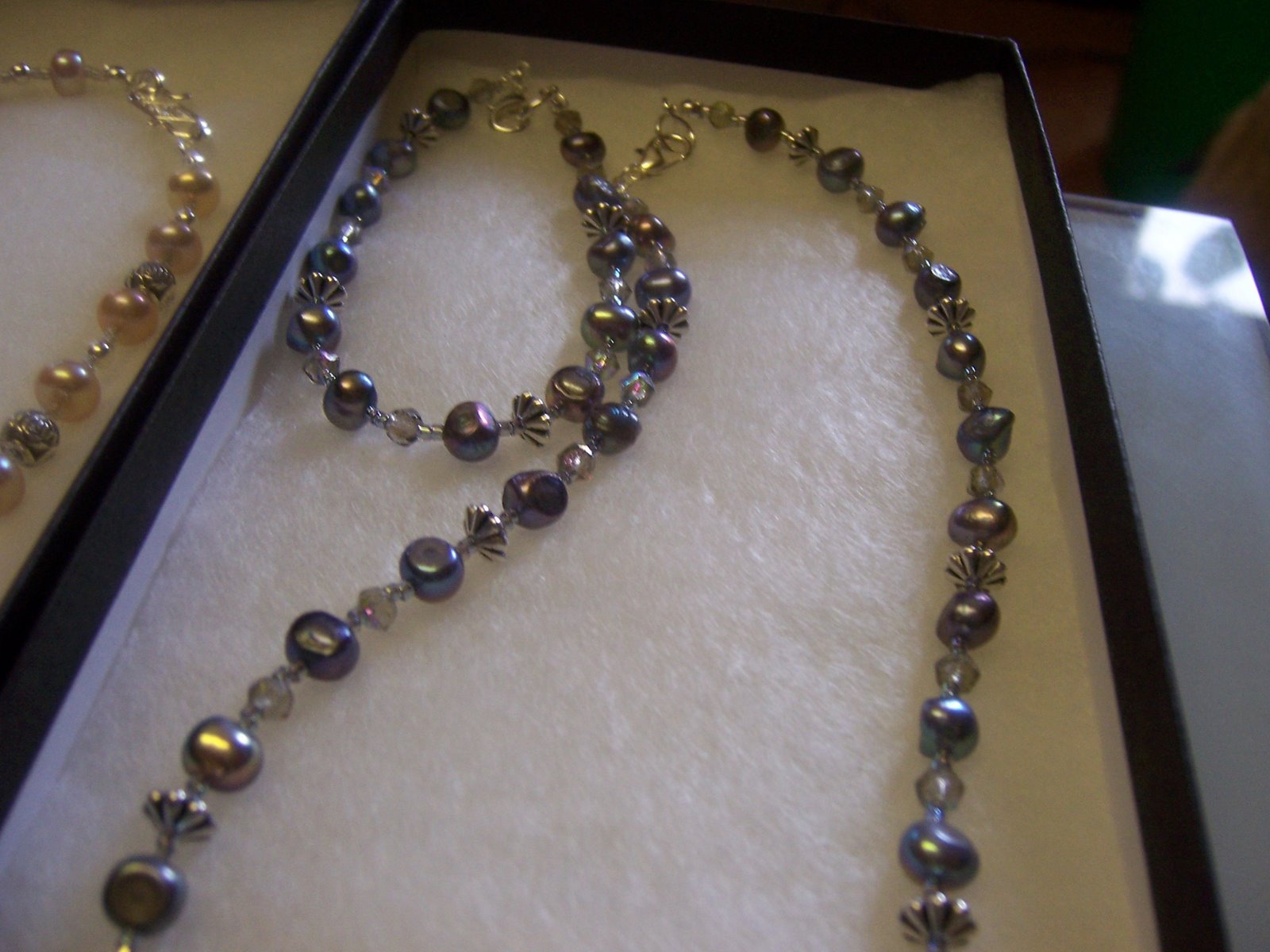 Freshwater pearls & faceted Czech glass necklace & bracelet set.