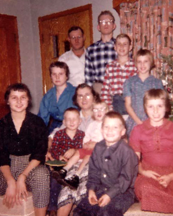 [1961-Paul+Harty+Sr.+Family+cropped.jpg]