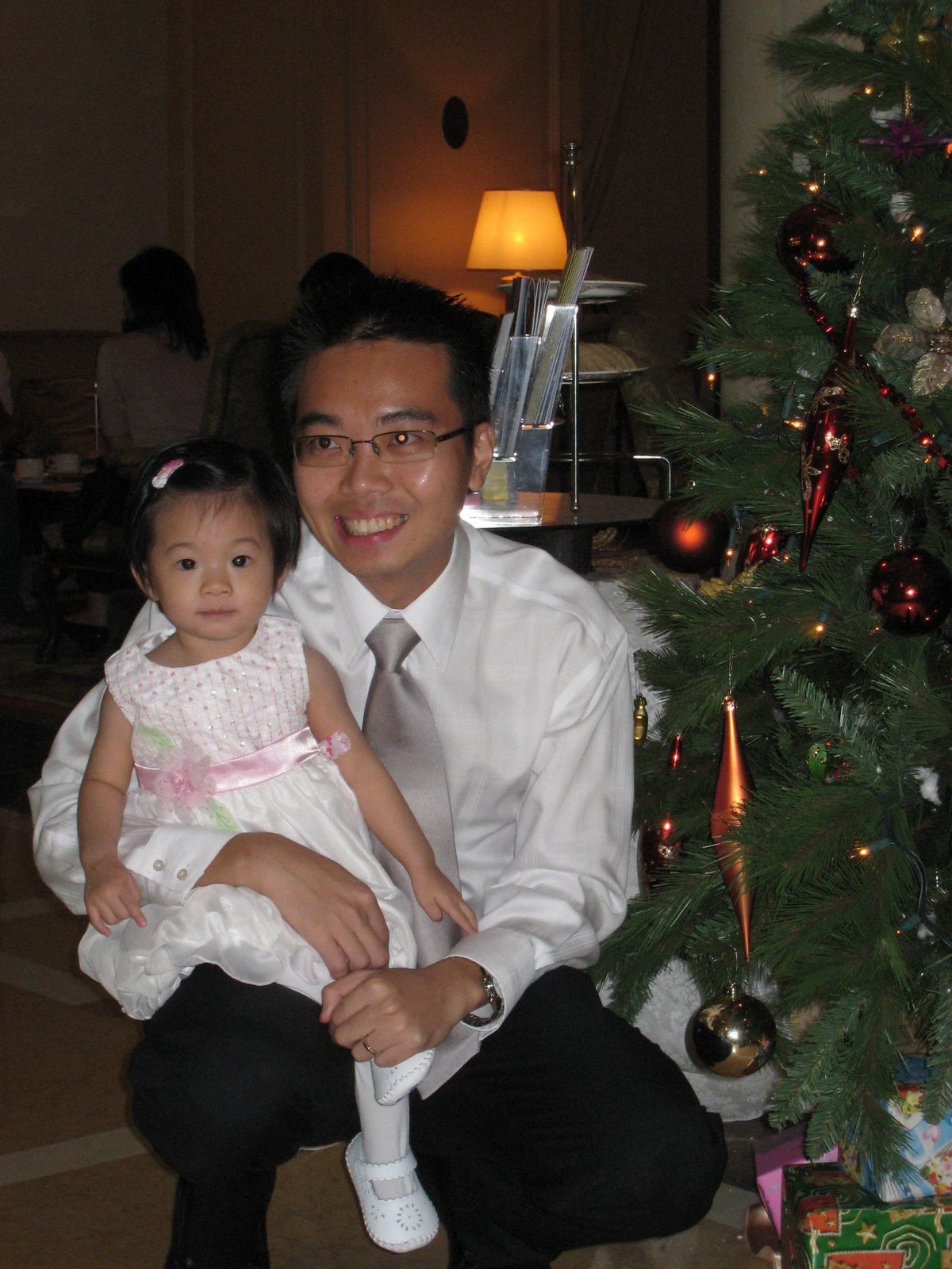 [Papa+and+me+with+Christmas+tree.JPG]