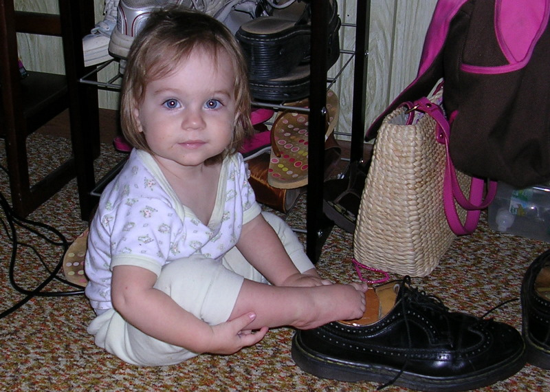 [daddy's+shoes.jpg]