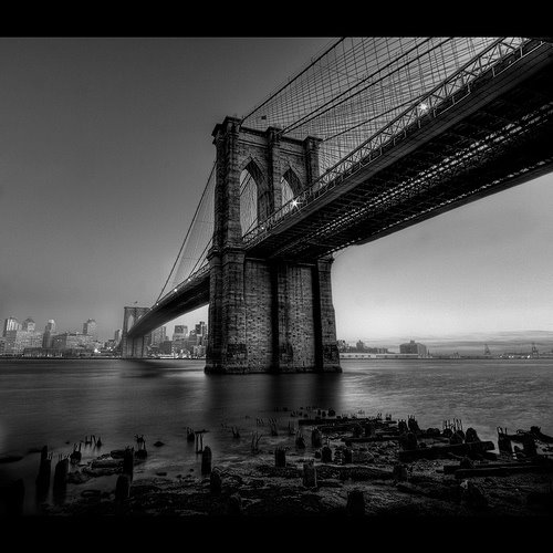 [Brooklyn,+NY+Bridge+B&W.jpg]