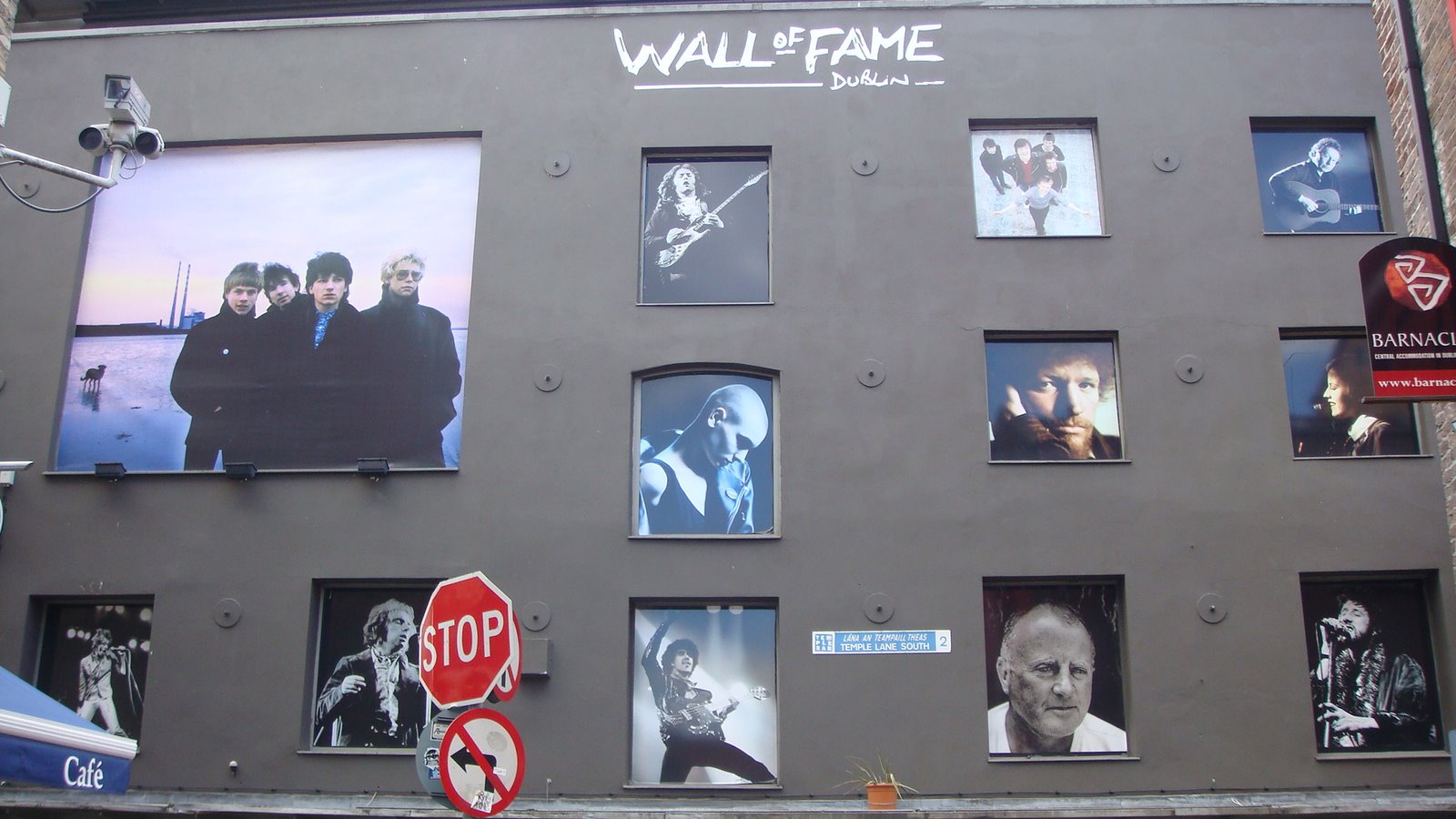 [Wall+of+Fame.JPG]