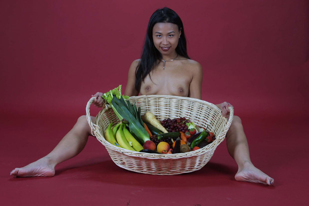 [asian-vegetable-dildos2.jpg]