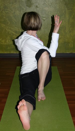 [learn-yoga2.jpg]