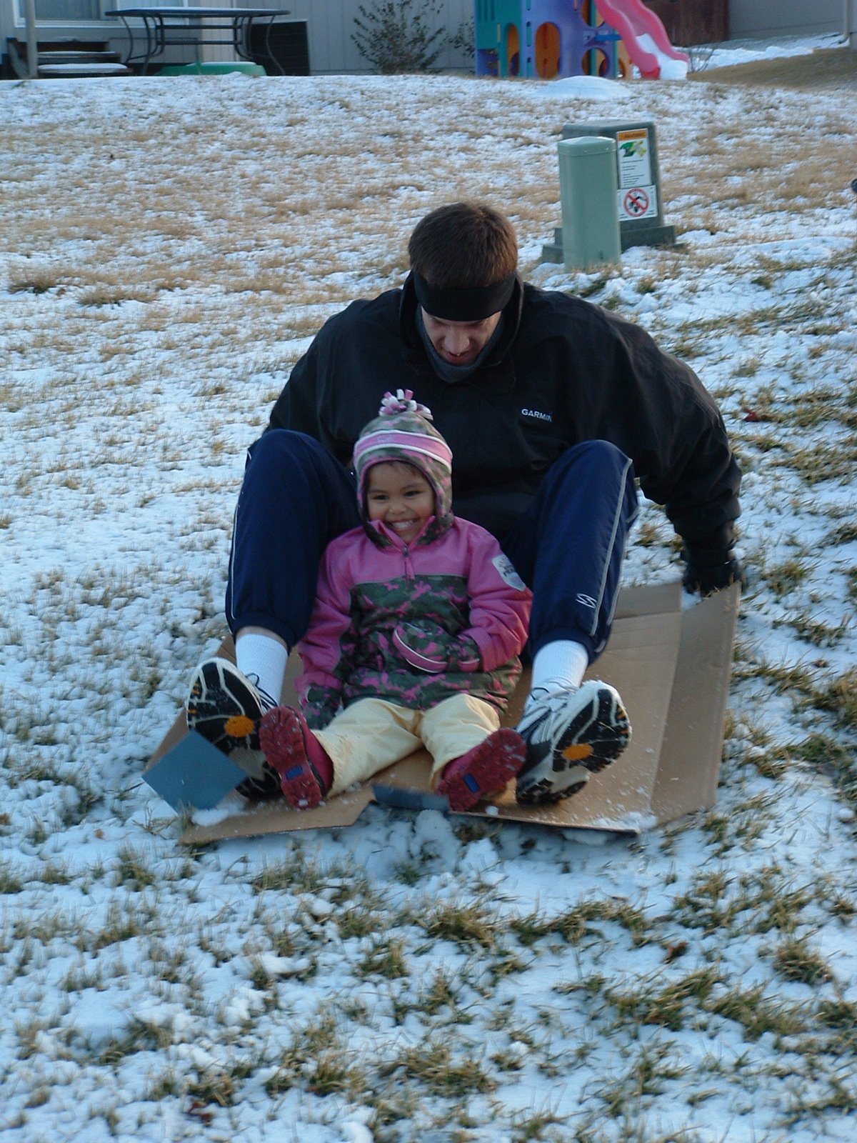 [February+2008+snow+&+sledding+in+backyard+Cal's+first+snow++(12).jpg]