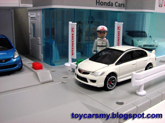 [Honda+Showroom+01.jpg]