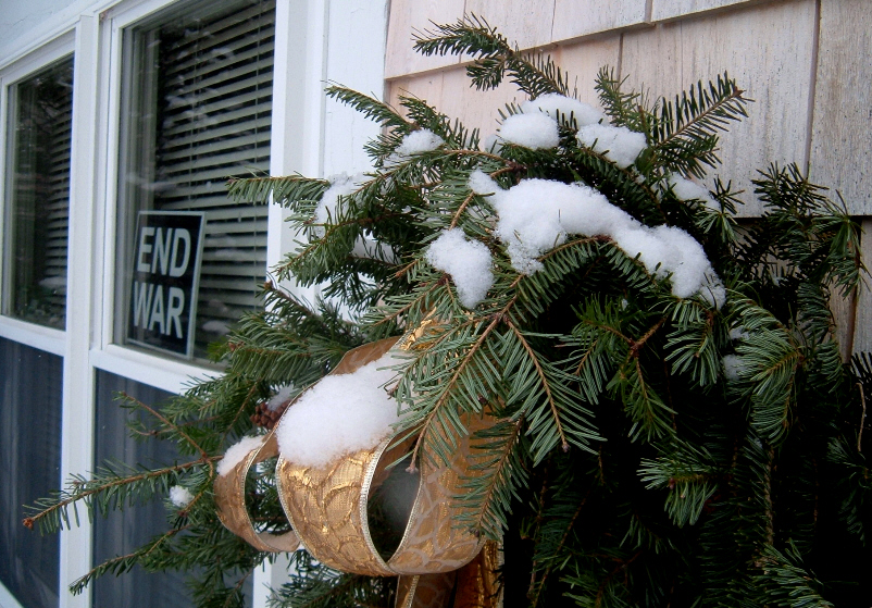 [Snowy+Wreath.jpg]