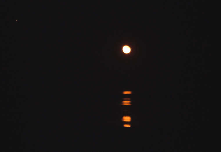 [Atlantic+Moonrise.jpg]