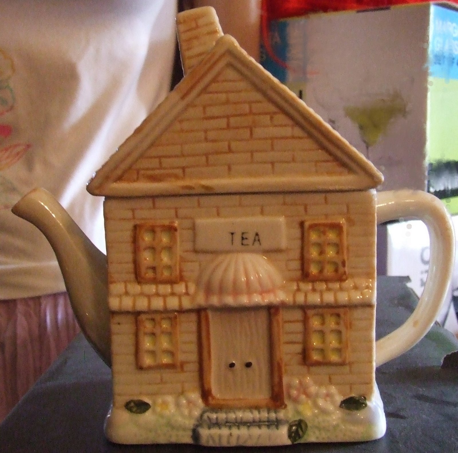[House+teapot.jpg]