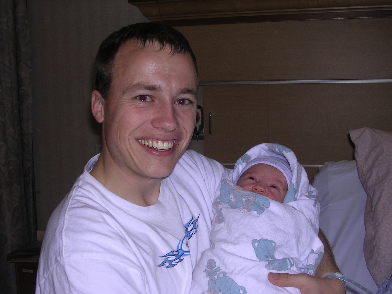 [Dad+and+baby.JPG]