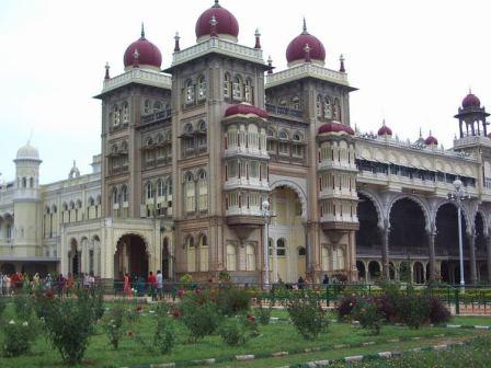 [Mysore_Palace+1.JPG]