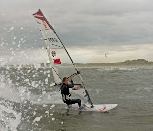 NR-7 Surf Magazine 2007/ Story about Wijk Aan Zee