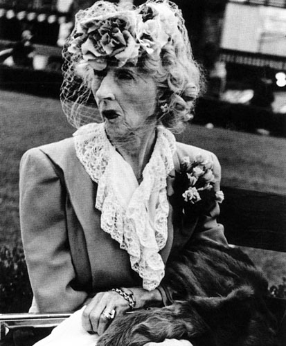 [Woman+with+Veil,+San+Francisco+1949.jpg]