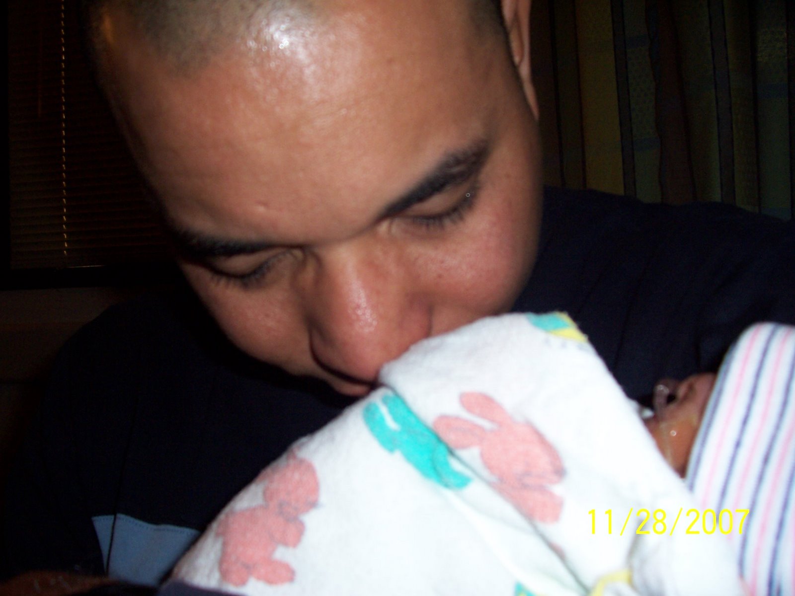 [Daddy+and+Baby+019.jpg]