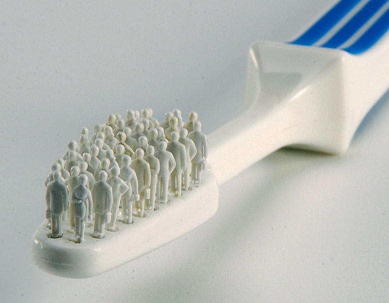 [toothbrushnarrow.jpg]
