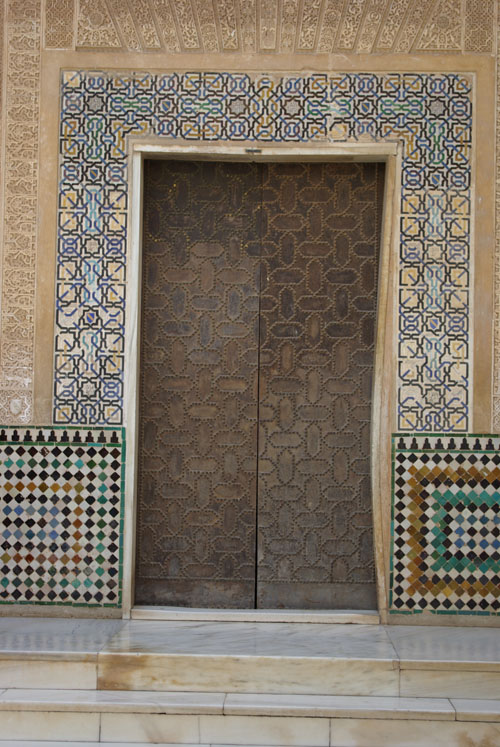 [Granada-gate.jpg]