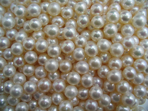 [pearls.jpg]