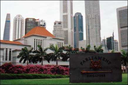 [Singapore_3.jpg]