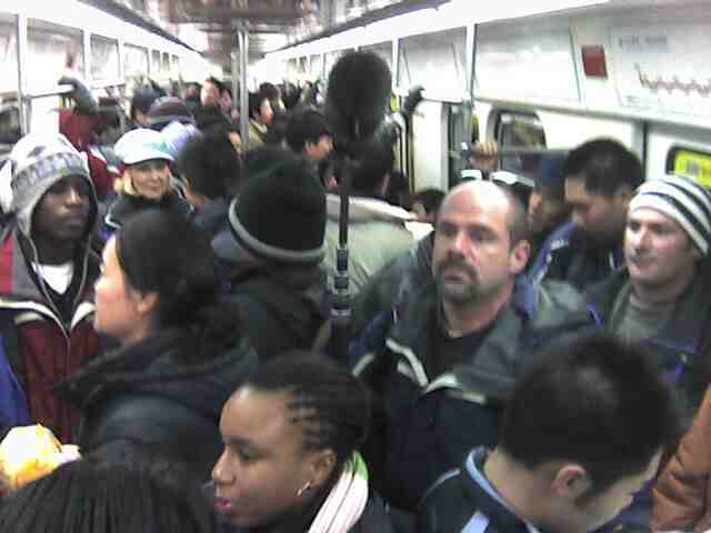 [crowded-subway.jpg]