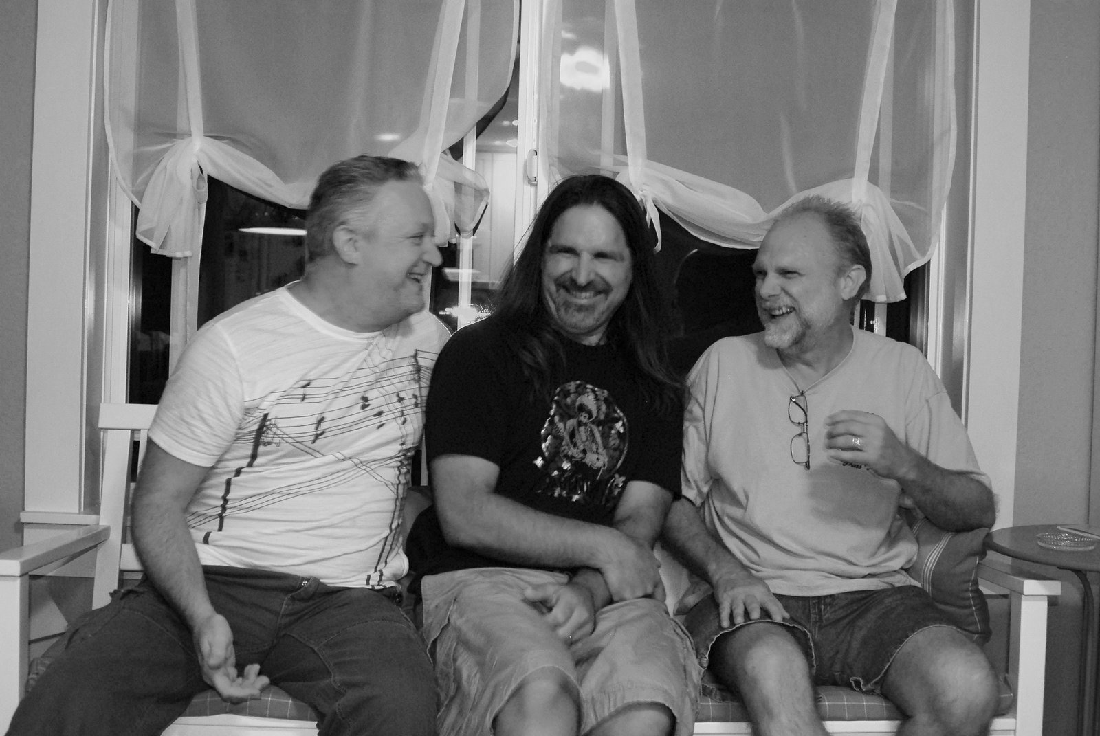 [Rob,+Dave+&+Terry+laughing.jpg]