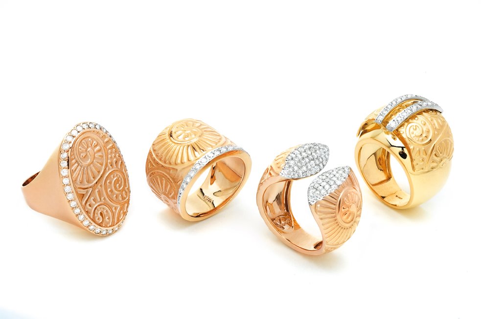 Image: Vancox Golden Rings with diamonds