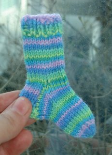 [Wee+Tiny+Sock+KAL+MARCH+2007.jpg]
