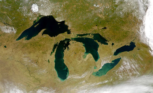 [michigan-and-greatlakes-fromspace.jpg]