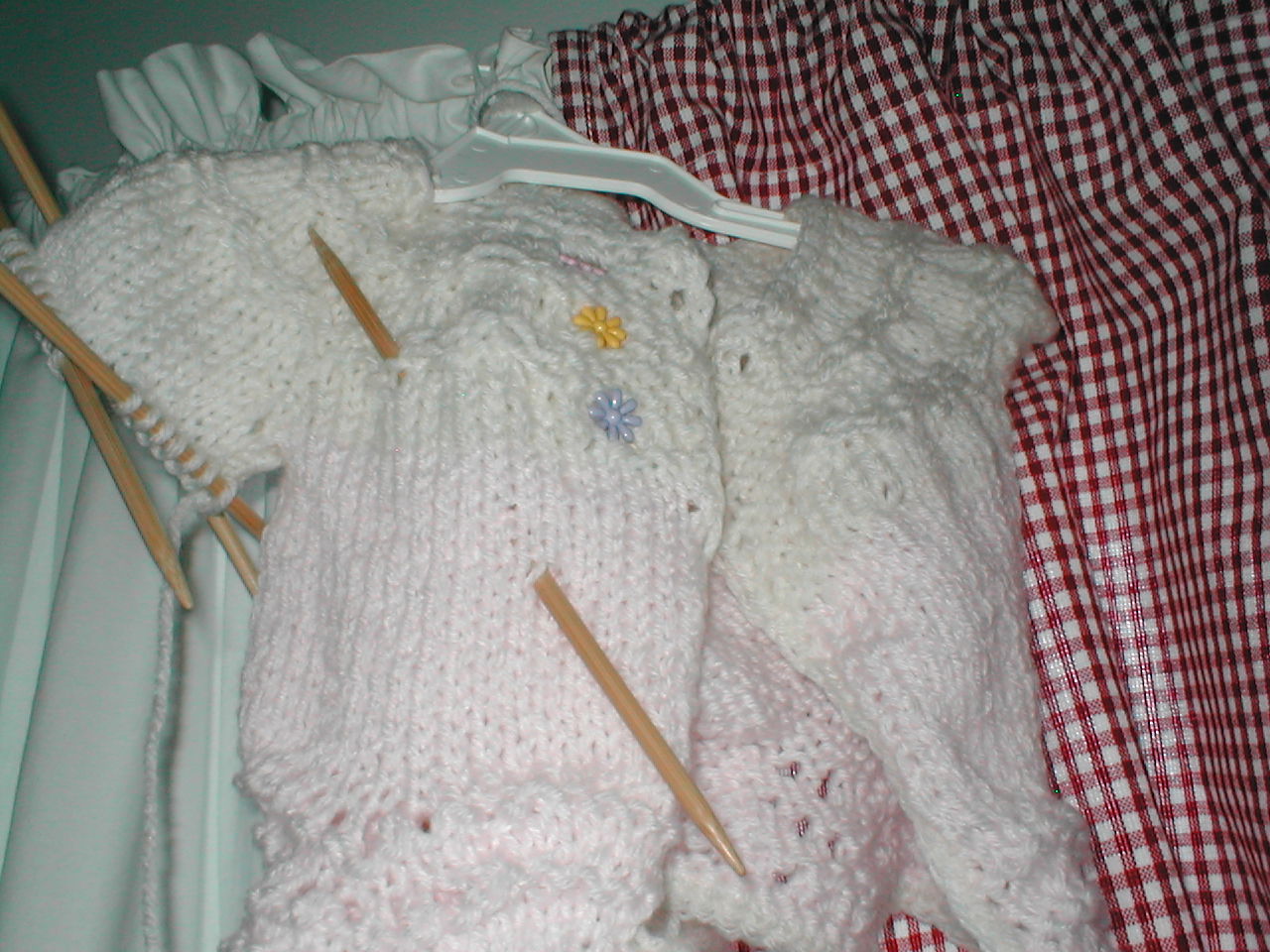 [unfinished+baby+sweater.jpg]
