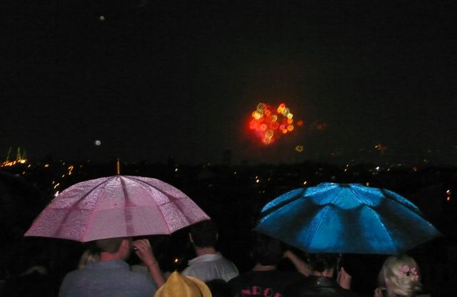 [2umbrella+fireworks.jpg]