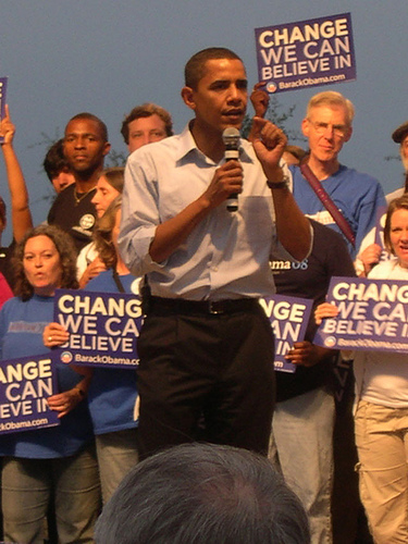 [close+up+Obama+Austin.jpg]