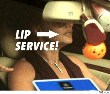 [britney-spears-new-lips.png]