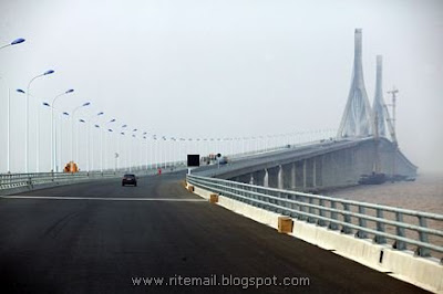 Donghai Bridge - Shanghai Yangshan Island 