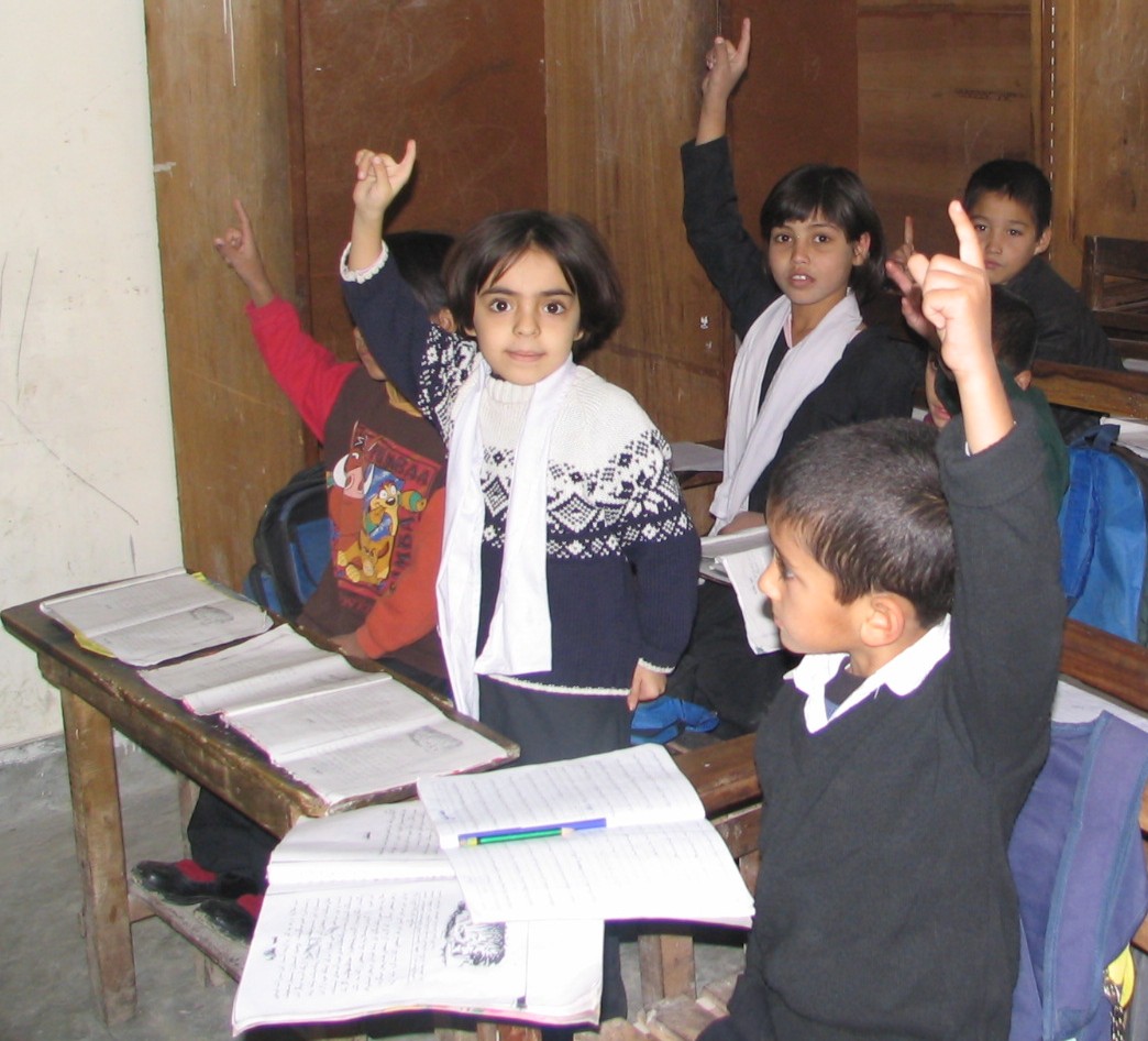 [Hewad+School+for+Afghan+kids.jpg]