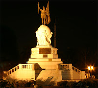 balboa-panama-statue