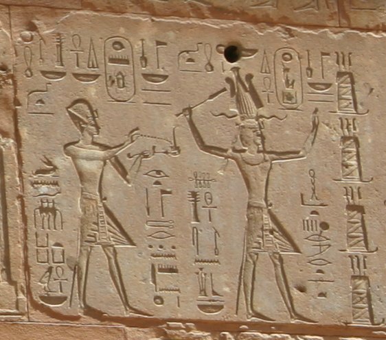 [Thutmose_III_and_Hatshepsut.jpg]