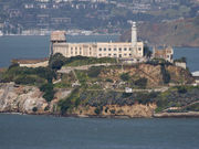 [180px-Alcatraz11.jpg]