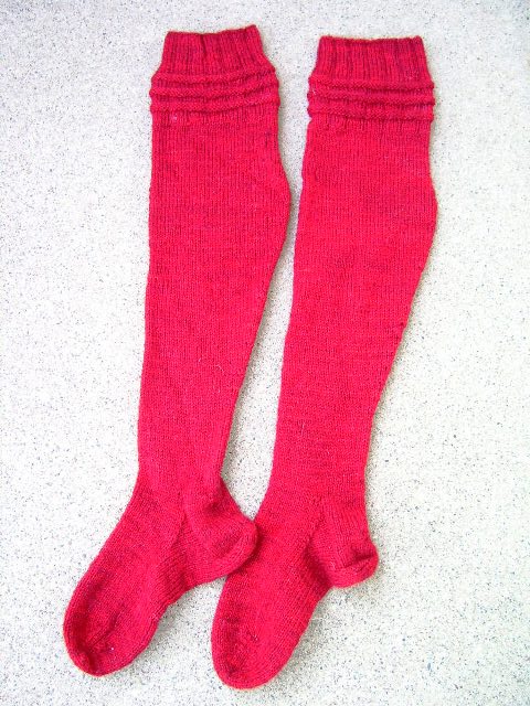 [eleanor+wool+stockings.jpg]