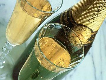 [newyear+champagne.jpg]