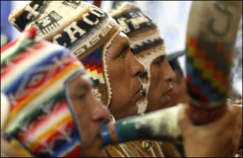 [indigenas.AFP.jpg]