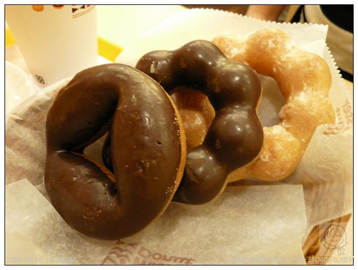 [donut-03.jpg]