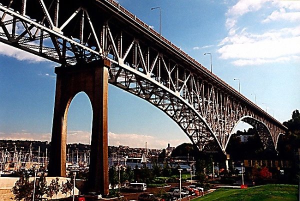 [99-WA-Seattle-Aurora_Bridge.jpg]