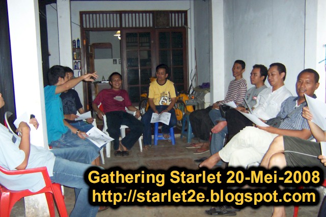[starlet2e_gathering3.jpg]