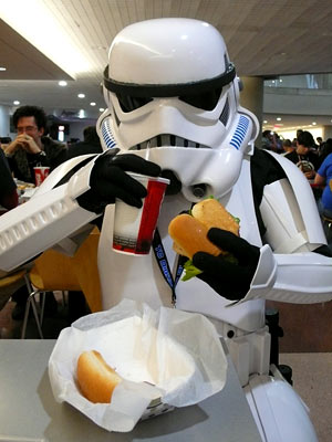 [stormtrooper-lunch_l.jpg]