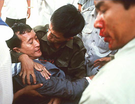 [Sam+Rainsy+March+30+1997.jpg]