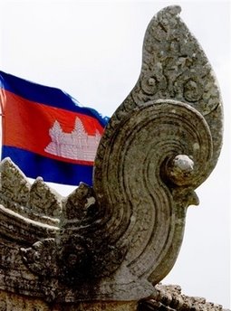 [cambodia_temple_dispute_hs102.jpg]