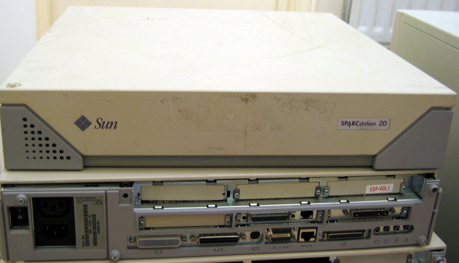 [SPARCstation20_front_and_rear.jpg]
