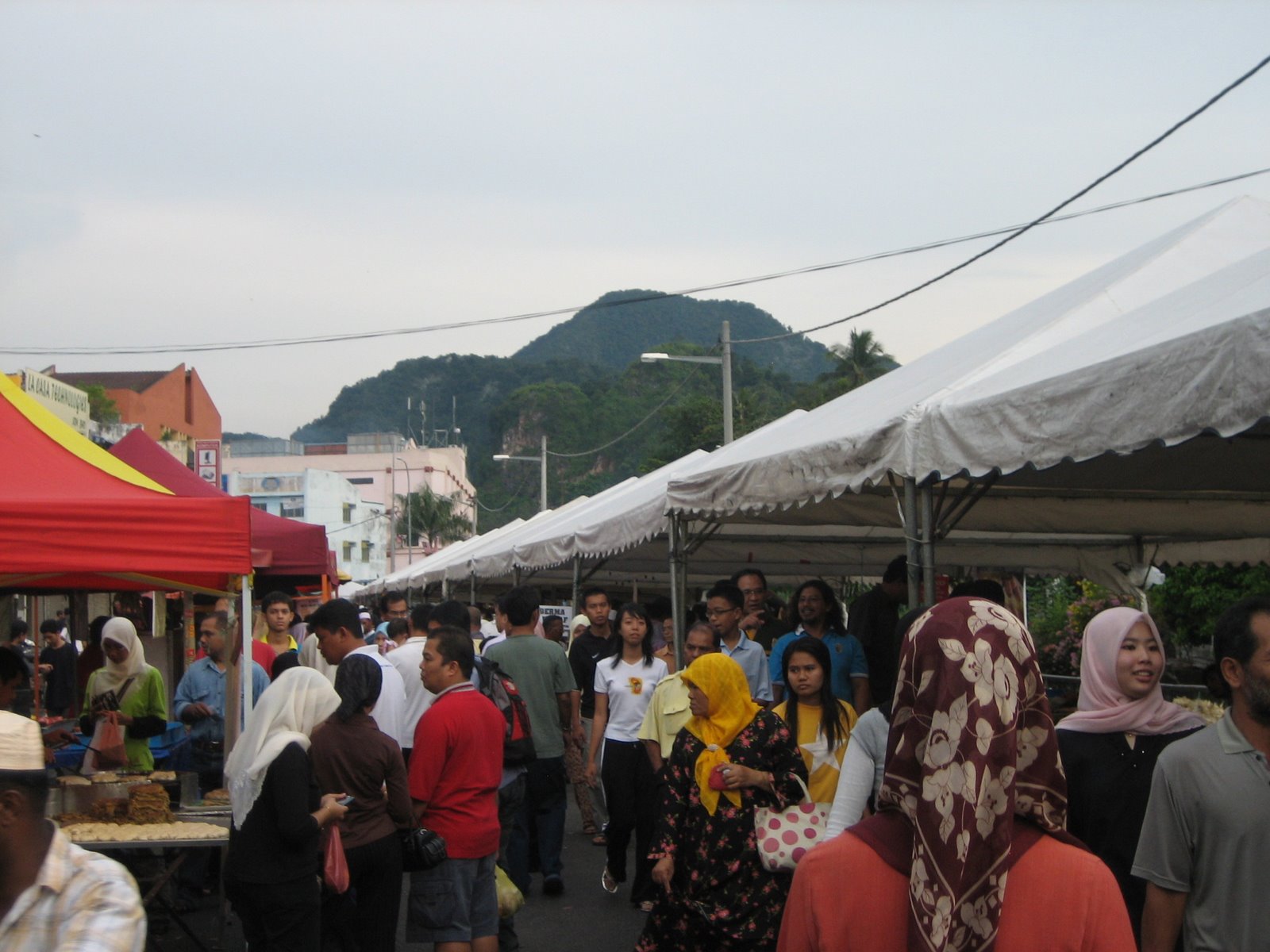 [bazaar+ramadhan+006.jpg]
