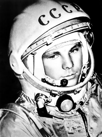 [Gagarin_space_suite.jpg]